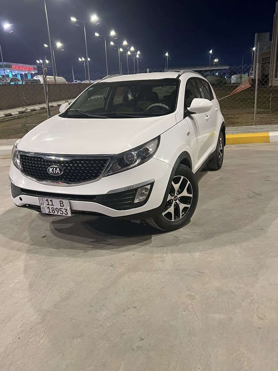 السلام عليكم سبورتج موديل 2011 للبيع خليجي
سياره جاهزه من كل النواحي كير مكينه 

تخم تاير جديد حداديه 100/100.        السعر 133

رقم بغداد نكليزي بسمي مداور ثاني يوم 

مكان السياره كوت شارع النسيج 

***********ابو كيان 

***********سيد سليم
