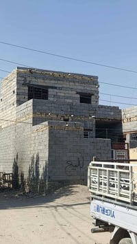 دار للبيع • 100م • العكر الغربي