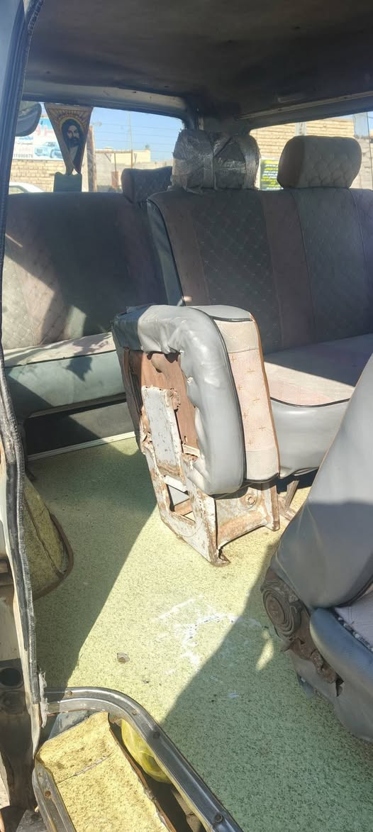 السلام عليكم كيه بسته موديل 94
رقمها ذي قار سنويه عضم عاج جديده 
دوشمه جديده تخم تاير جديد حداديه جديده 
محرك 3000 لا بخار ولا تنقيص كير حاويه جديد 
كهربائيات كلها شغاله برانكيتات جدد
اكسن ناعم سياره خير من الله 
جام كهربائي
ما بيها لا معجون ولا صبغ ما عدا الحزام
مكان الناصرية مركز المدينه 
سعر 35 وبيها مجال حك الجيه 
***********
