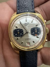 ساعة عنكبوت سويسري تكويك ١٩٧٠ قطر ٣٨  طول ٤٤  شهري مميز عل رقم ستة  مي...