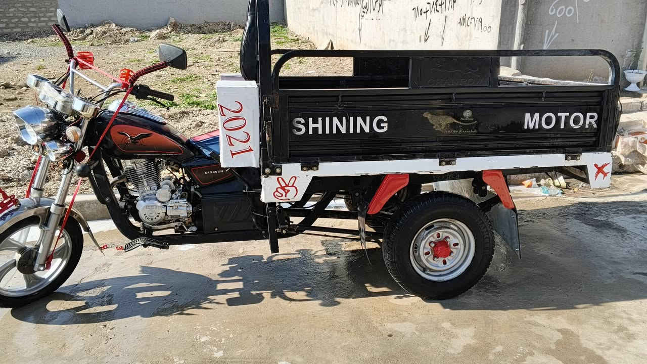 سلام عليكم اخوان ستوته للبيع موديل 21محرك 21كلو شرط مكينه ركبه شاصي كلو شرط قطره لحيم ماكو باب اول جامباوا منفيس كامل كلو شرط من التايه للتايه بودي قلاب وايرمنيه شغاله سعر مليون و450وبيها مجال  مكان موصل حي السماحح
رقم ***********بي واتساب 
رقم ‏‪***********‬‏ اتصل خاص مفتوح
