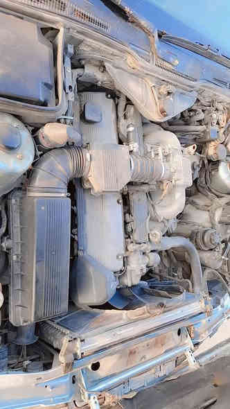 السلام عليكم للبيع او مراوس حسب القناعه 
٥٣٥ مفتوح رقم بغداد 50 وبيها مجال 
مكينه كير حداديه كهربائيات كله جديد 
باتري جديد ١٠٠ امبير تخم تاير حتئ السبير جديد 
بدون ضربه فقط جراد 
تفاصيل اكثر الاتصال علئ الارقام غير متواجد علئ الفيس 
***********
