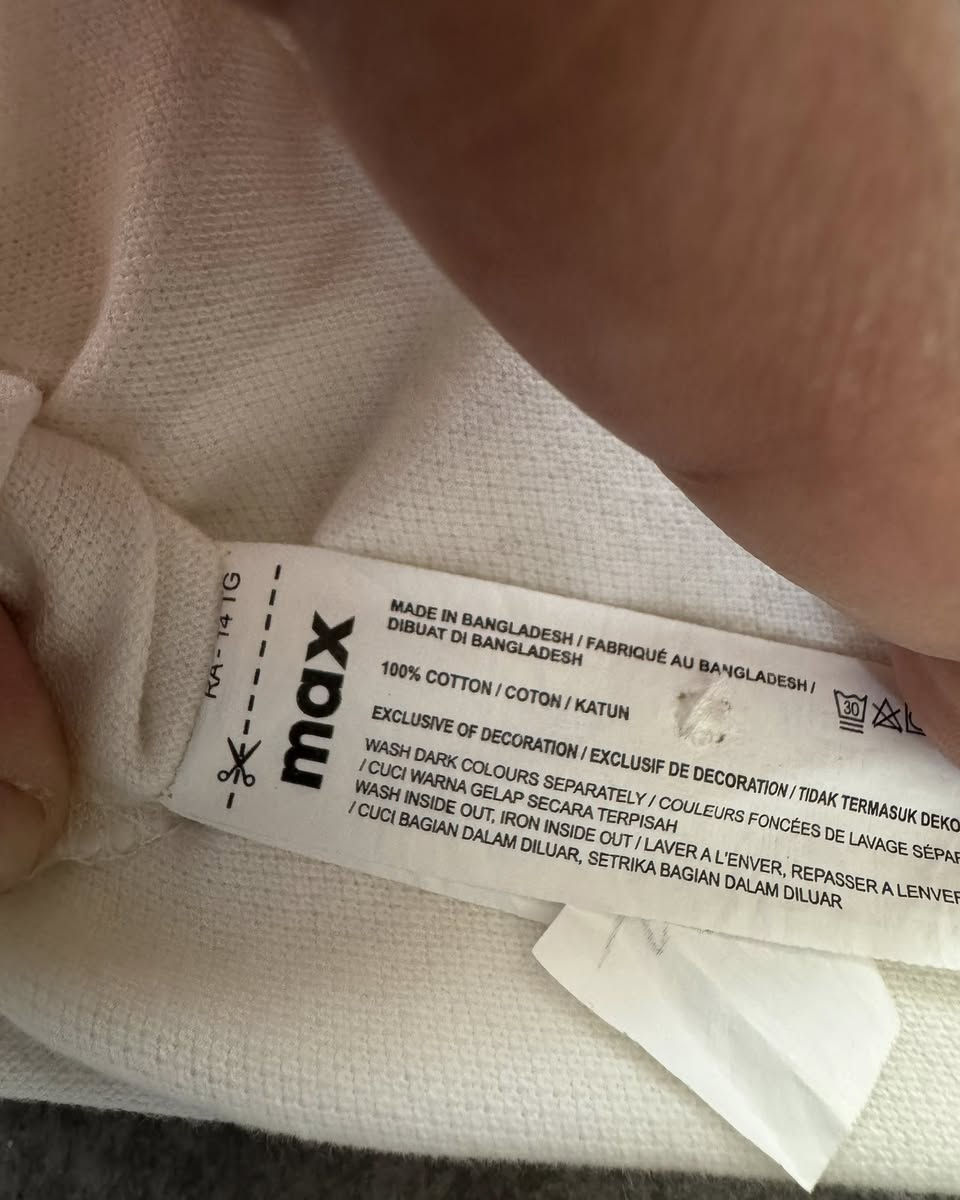 تيشيرت ماركة MAX : قياس L
قطن 100%
السعر : خاص .


**إذا كنت صاحب هذا الإعلان وتريد حذفه لأي سبب، رجاءا أرسل رسالة إلى الدعم الفني**