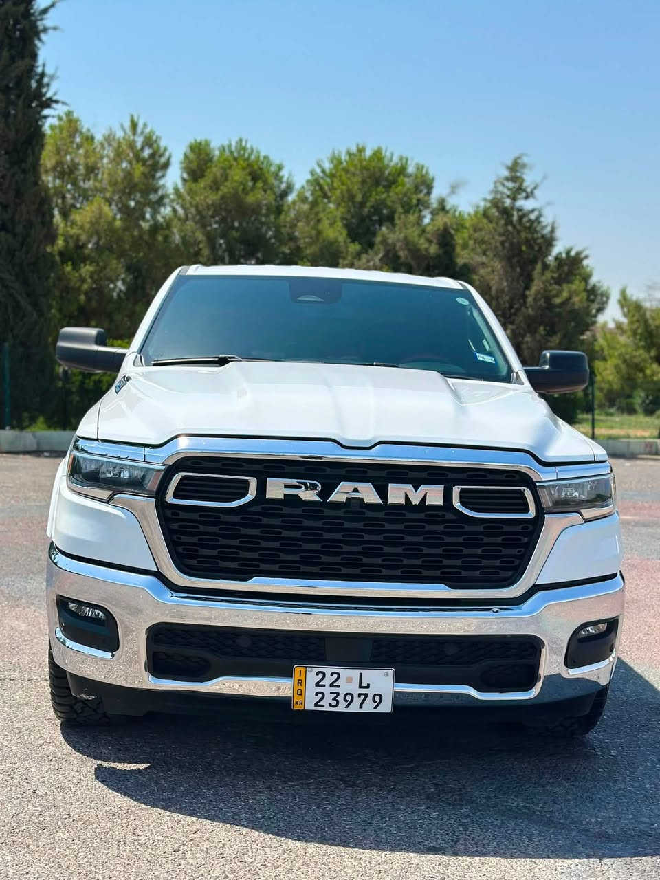 Dodge Ram 
2025 Bighorn
V6 - 3.6L - 4x4

بسمە و شغال
شاشە
کامیرە
کوشینات جلد 
باب طویل
بودی قصیر
دبل اکسل
ویل ٢٢
ماشي 26
بدون صبغ
بدون ارباك
سعر 330 ورقە
عنوان السياره اربيل 
***********
***********
