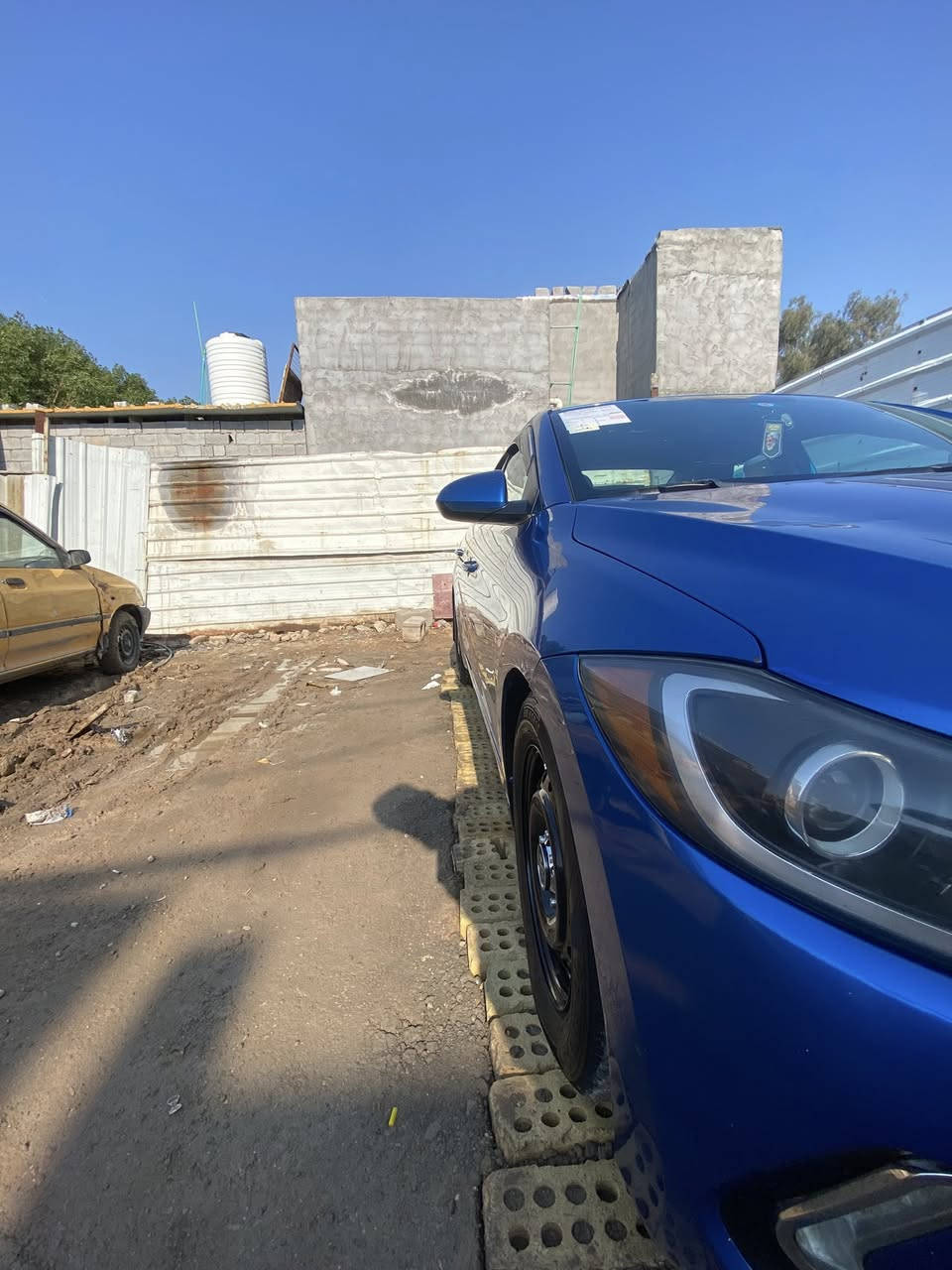 سلام عليكم (  للبيع النترا لون بحري سياره جاهزه من كلشي  صدر امامي خلفي جديد محراك ٢٠٠٠ دوش منضومت غاز تخم تاير جديد ١٥ رقم بغداد بسمي نص فول تحكم استيرن شاشه جبيره حساس خلفي كامره خلفيه ) مكلف بل نشر رقم صاحب سياره ( *********** ) سعر ١٢٧ بيه مجال 

موديل ٢٠١٨ بصيط  بكان سياره بغداد لدوره حي دجله
