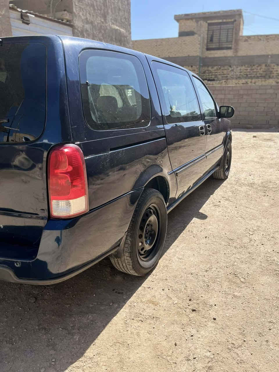 سلام عليكم وينه لي دور جديد شوفر بلاندر طويله ٣ قطع تبريد  خليجي كفاله عامه مديل ٢٠٠٩ سنتر لوك شاشه  رقم أربيل دولي تحويل مباشر بسم عربي تبريد ثلج كير مكينه حداديه شركه جديده ترايك مال ٢٥ شرط  تخم تاير جديد حتا الاستدات مال الشركه مكان السياره بابل رقمي *********** سعرها ٨٠ وبيها مجال
