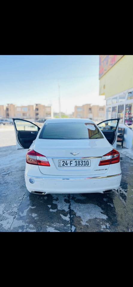 السلام عليكم عندي جنسز 13 خليجي ابيض مكفوله رقم دهوك سنويه جديده لل 30 لاتصال علئ الرقم *********** عادي اراوس ابسياره احدث ونطي فرق
