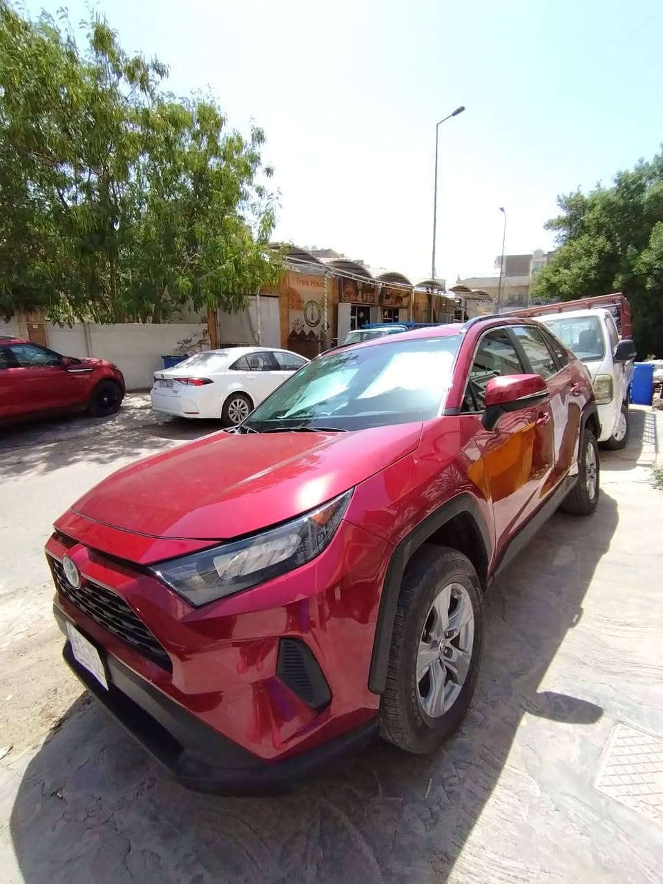 راف فور هايبرد LE 2022 وارد ضربتها باب السائق السعر 28500 $ َبيها مجال بسيط
2T3MWRFV8NW137729
بغداد اليرموك ***********  بيه واتساب
