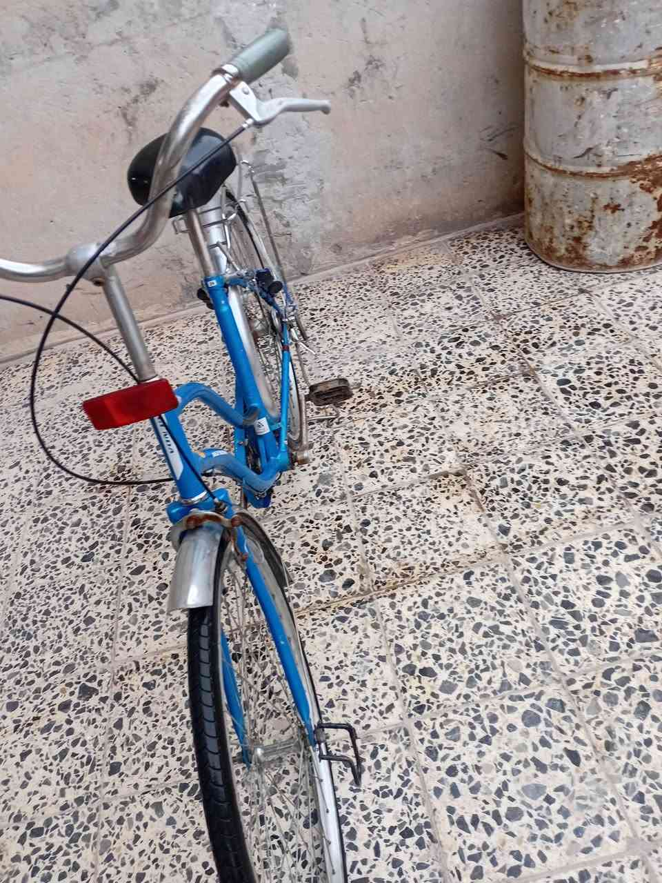 السلام اوعليكم بيسكل للبيع سعرة ٤٥ او بي مجال هذة رقمي ***********
