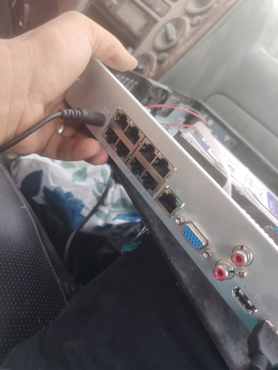 للبيع منظومة كامرات ip شركة دهوا اصلي ٤ كامرات مع جهاز ٨ جنل العنوان بغداد الدورة جمعية خير الله *********** للتواصل
