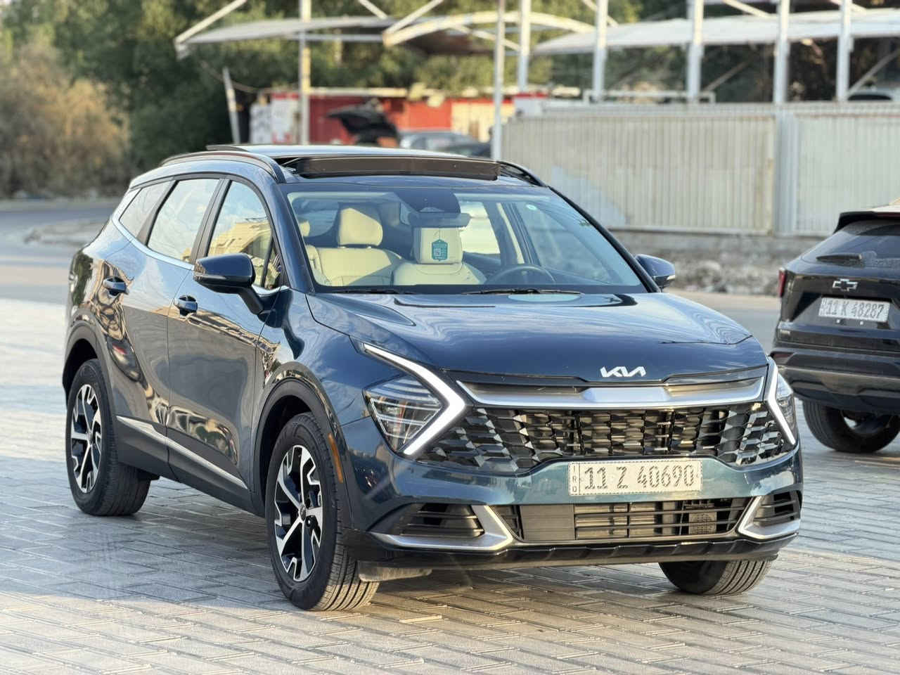 ياالله
السلام عليكم سبورتج 2025  EX هايبرد  وارد امريكي 
حجم المكينه : 1600 تيوبو + نظام هايبرد     
             ماشيه : 1700 ميل   
           الايرباك : دركه فقط 
الضرر : صبغ جاملغ وباب يمنه فقط 

#المواصفات

1. شاشه كبيره

2. بصمه

3. شحن وايرليس

4.تشغيل عن بعد 

5. كامرا

6. رادارات جانبيه

7. رادار امامي

8. لايتات لد 

9. بكلايت لد 

10. كشنات جلد ابيض

11.هيترات بالكشنات

12. ويل كب 

13.اشاير بالمري

14.كيجات دجيتل 

15. قطعتين تبريد 

16. تبريد بيانو 

17. تحكم 

18. نظام سبورت ايكو عادي

19. فور ويل 4x4

20.ايقاف ذاتي اوتو ستوب

21.حساسات خلفيه

22. اوتو هولد 

23. نظام منحدرات 

24. كشن السايق كهرباء

25. بنوراما

السعر : 230 مرقم بغداد وبيها مجال 

تفاصيل اكثر هذا رقمي *********** تحياتي 

مكاني بغداد حي الجامعه
