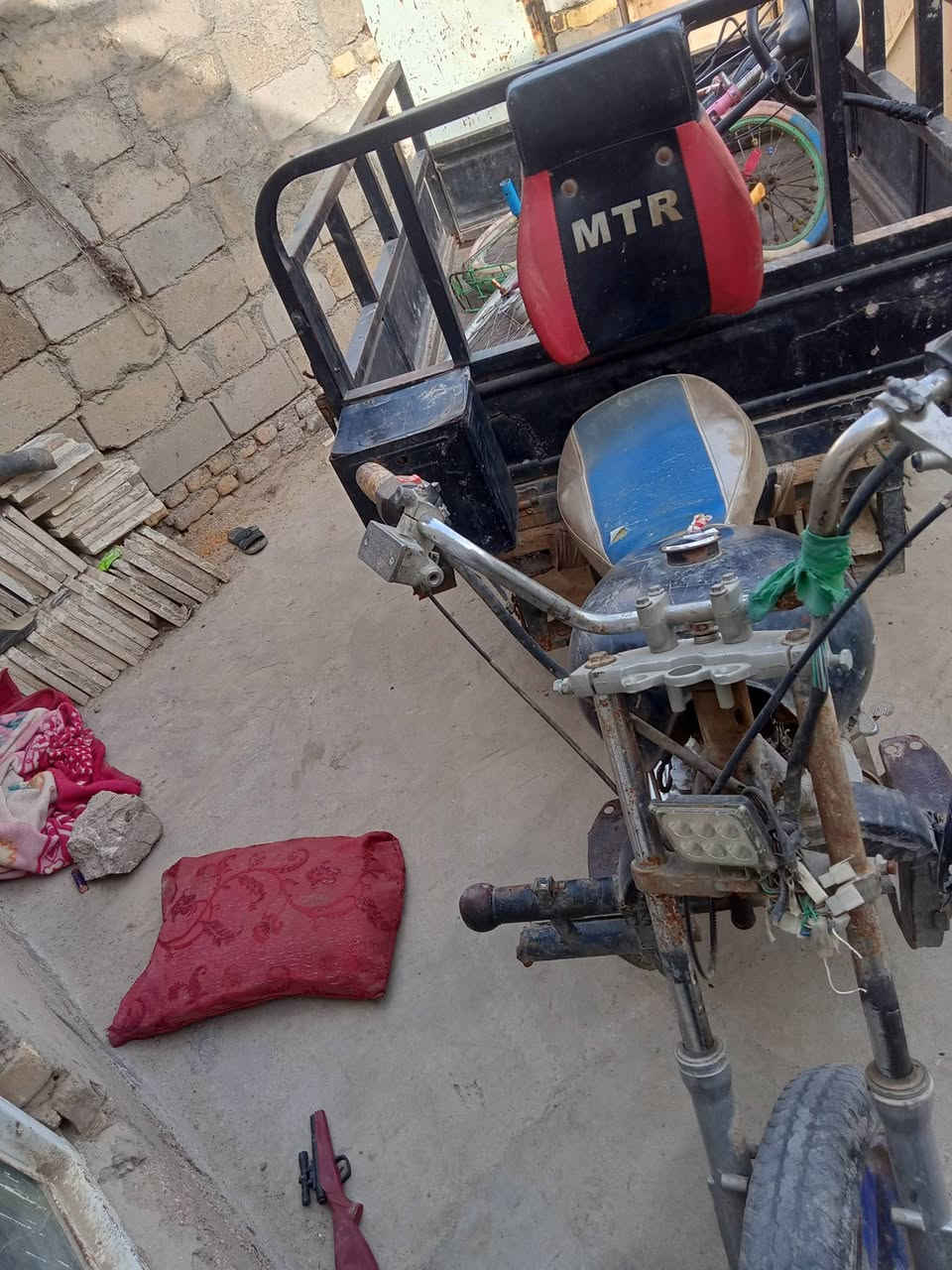 ستوته للبيع امتيار رقم أبيض السعر خاص ***********
