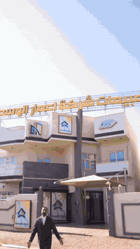 انطلاق مبيعات مجمع الواحات السكني, بسعر 127 مليون دينار عراقي وبأقساط تمتد الى 7 سنوات ،وبمساحات تبدأ من 240 م2 رفاهية السكن...   في قلب الرمادي تعلن شركة إعمار الوسط عن انطلاق مبيعات مجمع الواحات السكني، الموقع المميز مقابل جامعة الأنبار في المربع الذهبي لمدينة الرمادي، ليقدّم بيئة سكنية عصرية ومتكاملة وفق أعلى معايير الجودة، تصميم حديث، خدمات متكاملة، وموقع يجمع الراحة والقيمة الاستثمارية.للاستفسار الاتصال على الرقم ***********
