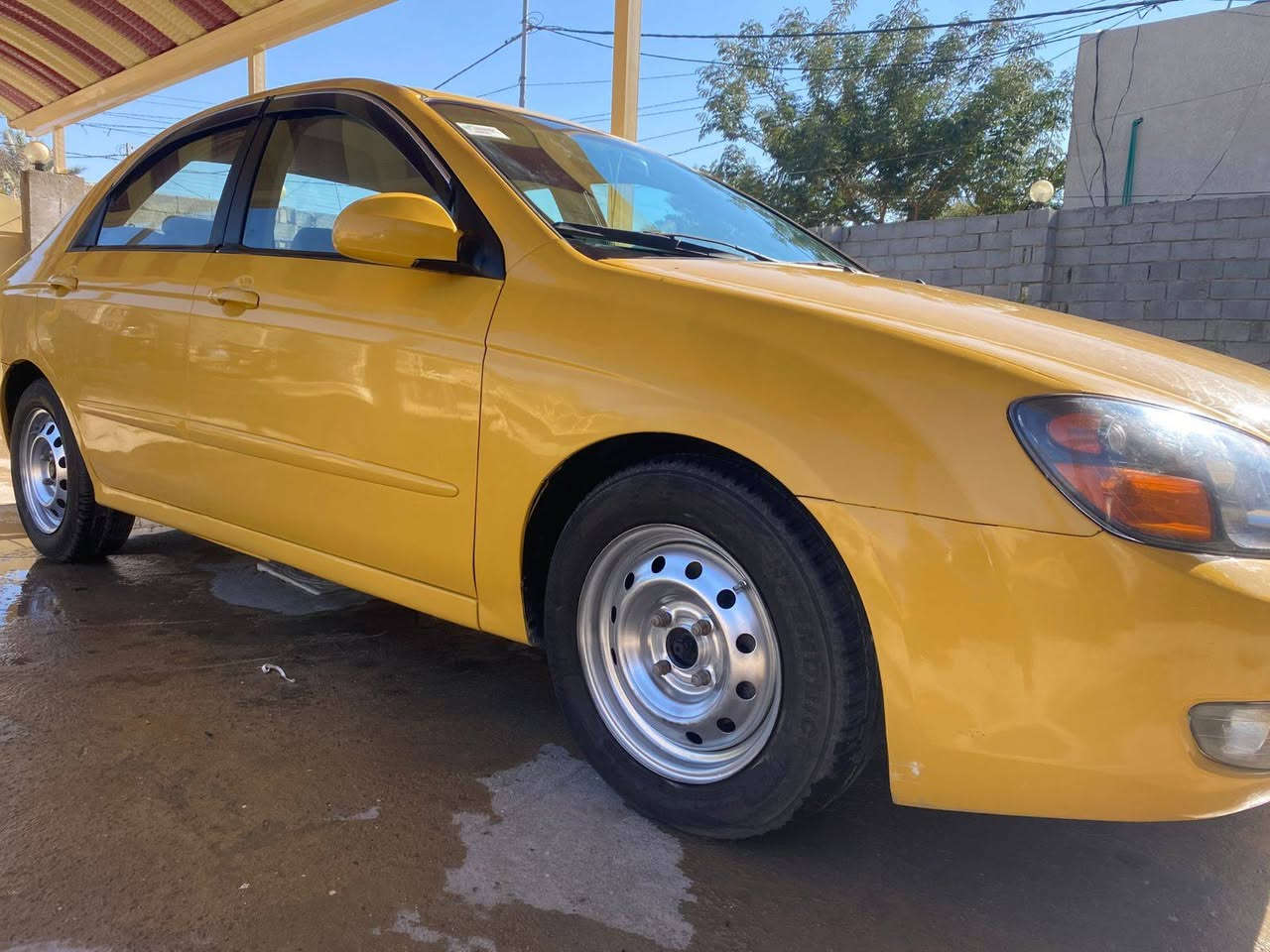 السلام عليكم كيا سبكترا للبيع 2009امريكيه حادثه جاملغ امامي محرك كير حداديه خير من الله محرك 2000دوش السعر 77 وبيها مجال شراي يتصل مكاني كربلاء الحر سياره بسمي دولي تحويل مباشر *********** ***********
