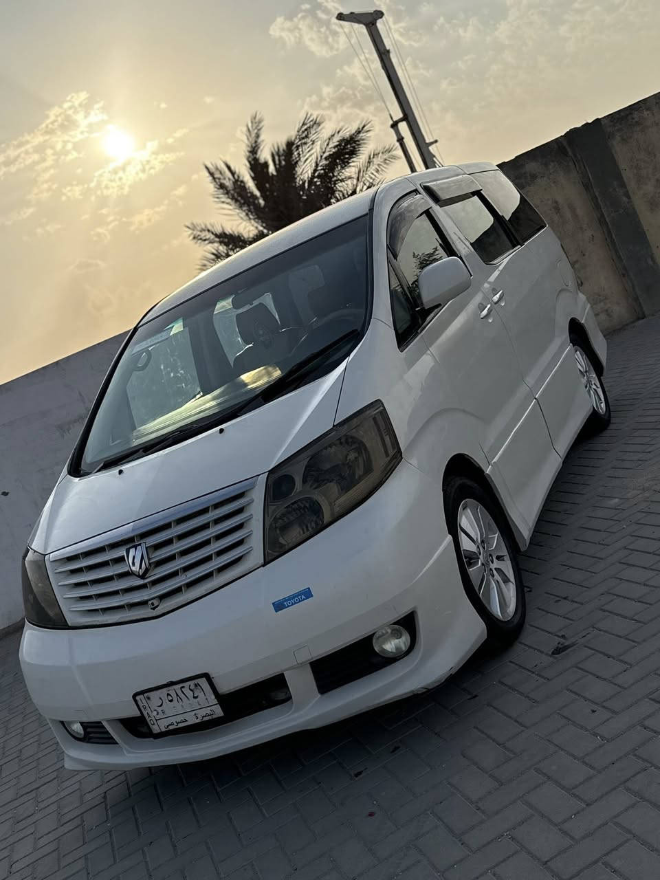 السلام عليكم للبيع تيوتا الفارد مديل 2003 اصل مشروع وطني رقم بصره تحويل بي وقت بسمي سنويه لل27 مكينه 6 سلندر تو ويل كفاله ضربه كص جميع الأصوليات كفاله حته من الصبغ ماعده باب السائق بي صبغ اثر شخوط مواصفاته شاشه جبيره تحكم ستيرن كامره اماميه خلفيه شاشه بل تنته كشنات مدوشمات جلد ارضيه جلد التنته لايلون جاهزه السياره ماناقصه اي شي حداده قبل سبوع نافضها كله جديده منظومت بانزين كله جديده لايت زنون كرستال امامي خلفي  السعر 118$ اوبيه مجال عنواني بصره حي الحسين هـ ***********
