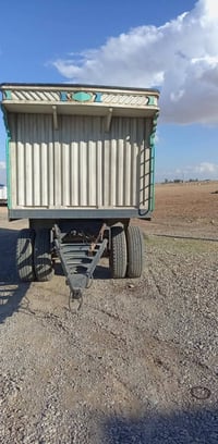 مقطورة • طول ٨م • ارتفاع ١٩٠سم