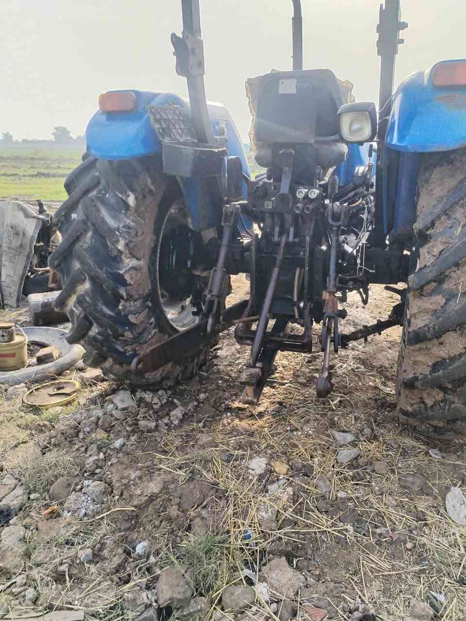 سلام عليكم ماكينه للبيع  موديل 2011  رقم قادسيه رقم انكليزي بعد ما مستلمينه وراها معدلان مكان الديوانيه  الاستفسار على الرقم  ***********
