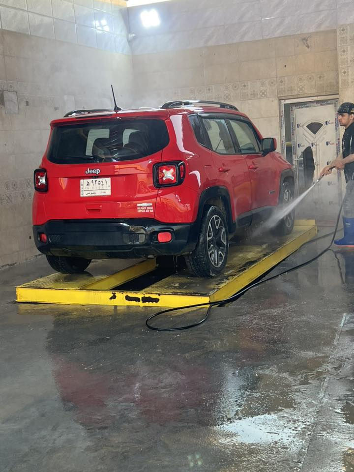 سلام عليكم 
رنجيد موديل ١٨
٢ويل 
رقم بغداد مكانه حله 
معوقين سابقا (الان تتحول باسم المشتري)
حادث موضح بالصور 
مكينه ٢٤٠٠
سياره جاهزه مال جناي 
ماشيه ١٣٤
السعر ١٠٥بي مجال
الاتصال ***********
واتساب
