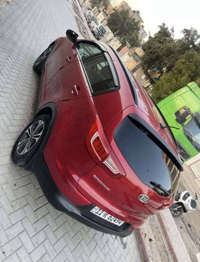 السلام عليكم سبورتج ٢٠١١ وارد امريكي حادث خشم الجاملغ بدون دواخل ليبل واحد بيهه صبغ اقل الأحزام اثر جراد بدون لا ضربه ولا معجون كامله مال جناي ربع متصرف عليهه مواصفات نص مثبت سرعه اشاير مري تحكم ستيرن جهتين  فور ويل مانع انزلاق جبلي السعر 116وبيهه مجال بسيط عنوان مدينه الصدر قطاع ٤ للأتصال ***********ممتواجد ماسنجر
