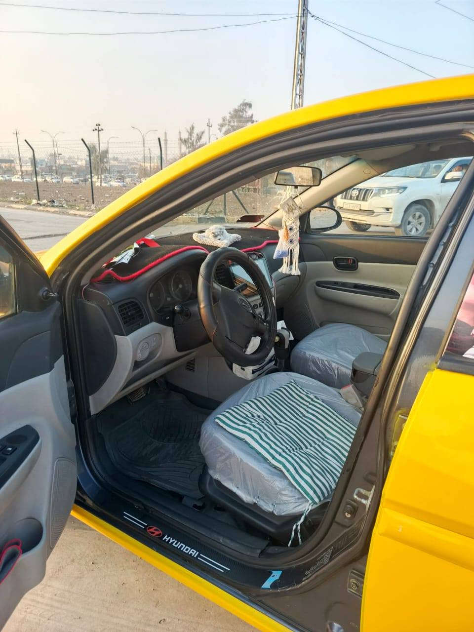 اكسنت كوري موديل 2010
محرك 16 لا صرف ولا نفخ كير توماتيك سياره جاهزه من جميع النواحي فقط بيها تبديل باب وشاملغ

رقم موبايل ***********
