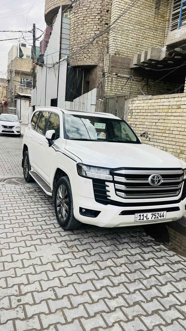 🚗 للبيع: تويوتا لاندكروزر 2022
📍 مكان السيارة: بغداد – مدينة الصدر
📞 للتواصل: ***********
💰 السعر: 650 ورقة – قابل للتفاوض
📊 المسافة المقطوعة: 64000 كيلومتر
🛠️ المحرك: 6 سلندر – 4000cc تنفس طبيعي 

⚠️ أضرار السيارة:
• وارد خليجي – وكالة SAS
• خدش بالباب الخلفي الأيمن فقط
• باقي أجزاء السيارة مكفولة عام

📌 تفاصيل إضافية:
• رقم السيارة: بغداد الدولي الجديد
• باسم المالك – تحويل مباشر
• لون السيارة: أبيض
