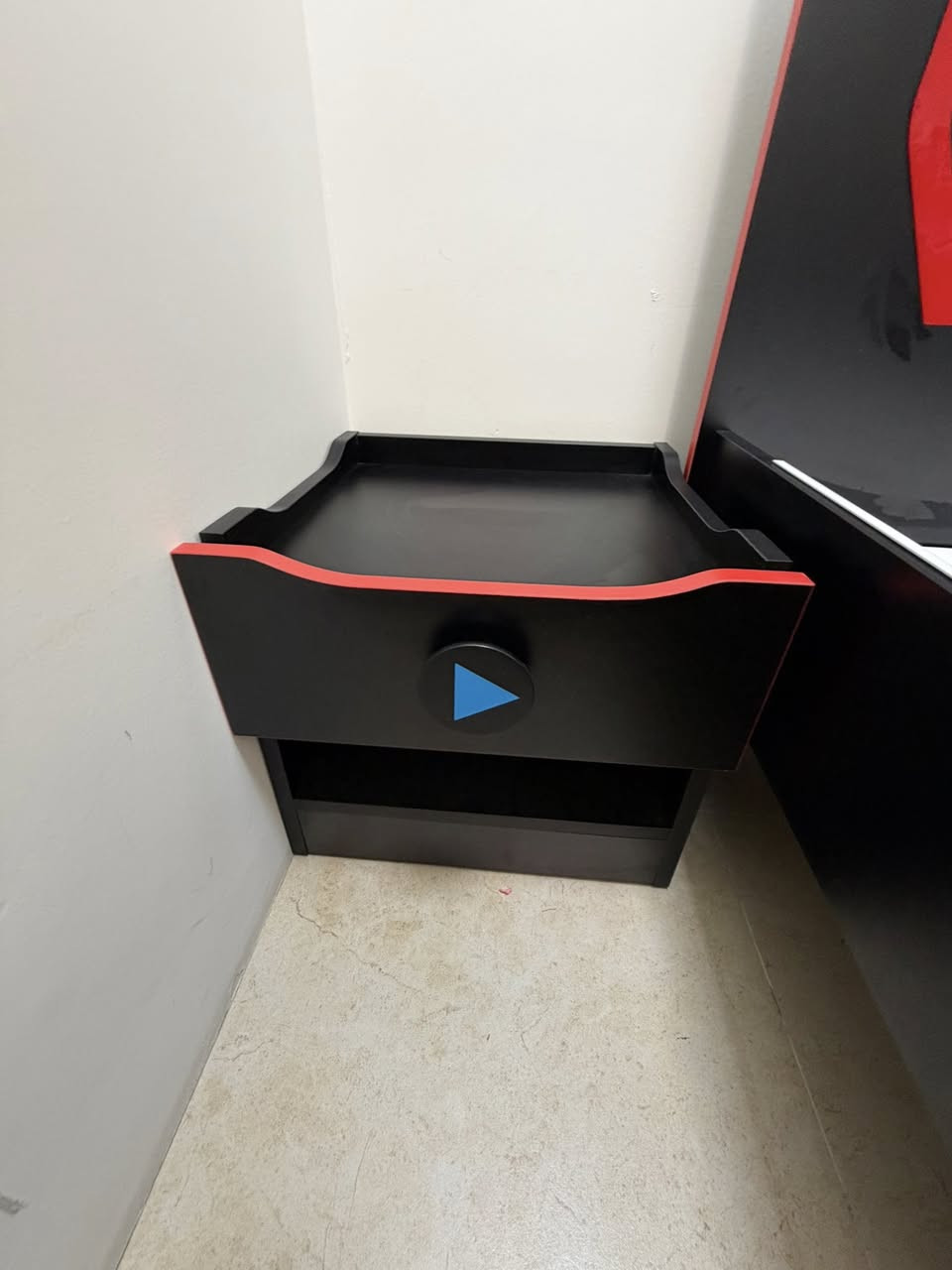 السلام عليكم
عندي فراش  ولادي تركي ماركه غير مستخدم  السعر مع الكوميدي ب ٢٠٠ الف


**إذا كنت صاحب هذا الإعلان وتريد حذفه لأي سبب، رجاءا أرسل رسالة إلى الدعم الفني**