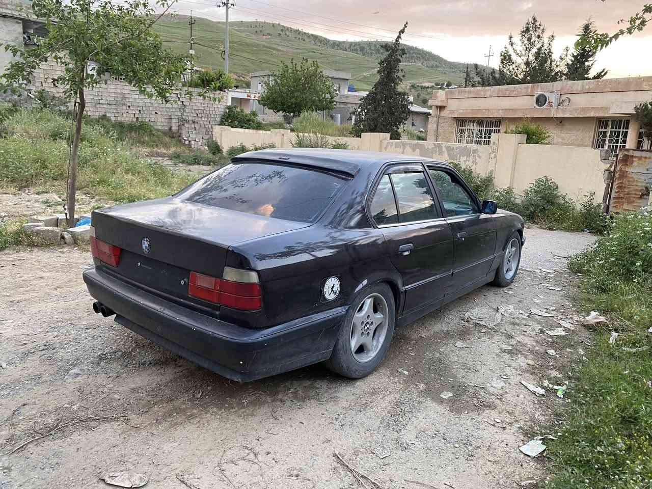 مؤديل ۹٤ بيلاد٥۲٥ تؤماتيك گيرو مةكينه بةشةرت موسو براوه دةحمو لئدران بةشةرت ئارم پلةستيك ئارمو خرامه بةشةرت كارةبةى هةموى مةزبوته سةياره بئ مةسروفه  گؤرينةواش دةكةم شوئن شةقلاوه


**إذا كنت صاحب هذا الإعلان وتريد حذفه لأي سبب، رجاءا أرسل رسالة إلى الدعم الفني**