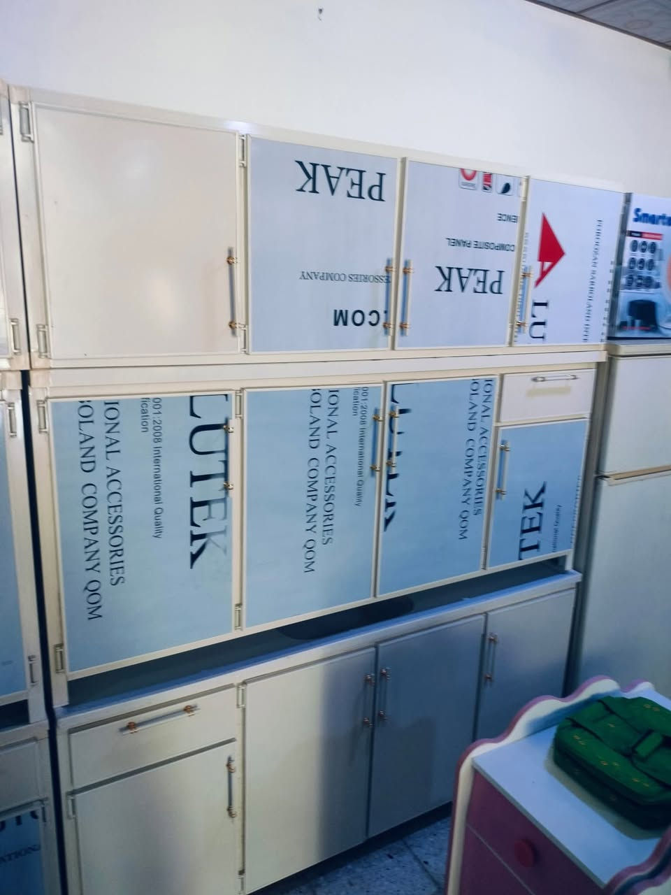 وصول وجبه جديده من الكاونترات
معرض ابو كرم لبيع الاثاث المستعمل والجديد 💥💥
وشراء جميع انواع الاثاث المستعمل 💥💥💯
  للتواصل واتساب اواتصال ***********--***********
العنوان /(دهوك فايدة)-قرب زراعة فايدة وخلف قائم مقامية شنكال
