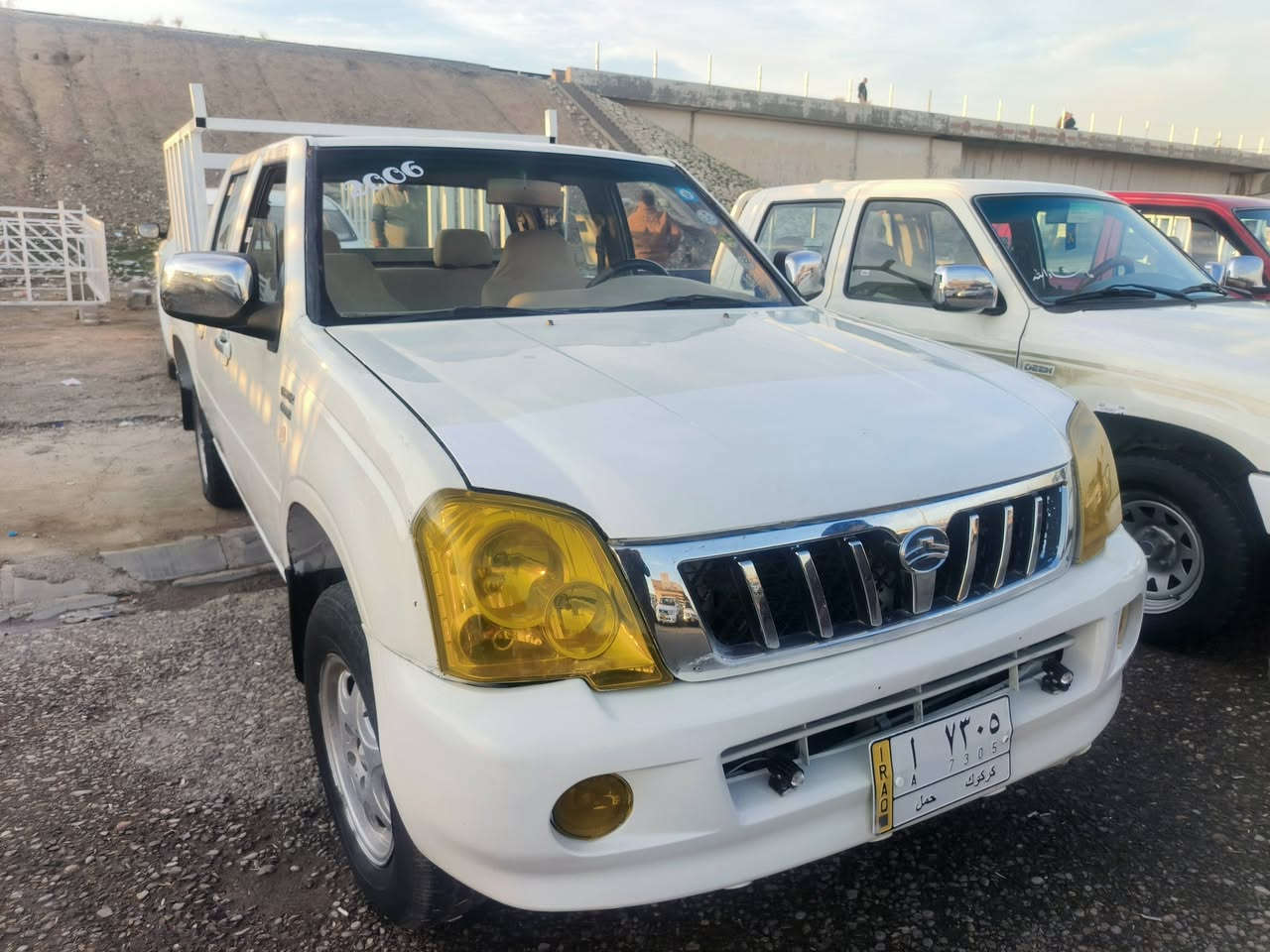 السلام عليكم سياره 2006 للبيع رقمها كركوك سنويه جديده وكل عيب ما بيه تريد تحويل تريد وكاله ودفتر بنزين بيها وتخم تايرات جديد اتصل على هذا الرقم ***********اني مكلف بل نشر الرجاء لحد يكسر سعر الحلال
