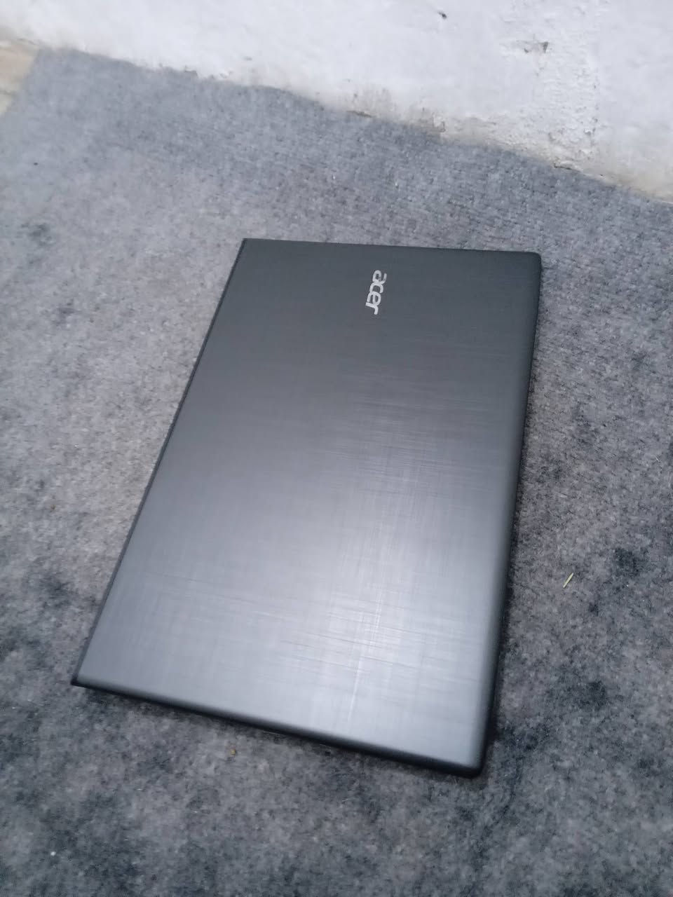 لابتوب للبيع نوع ايسر
 شرط زلغ مابيه
نسخه شرق اوسط
كيبورد عربي انكليزي
نضافه 100%
كوراي 5
حجم 16 انج
جيل 6
رام 4
هارد 256 ssd
كارت شاشه منفصل 2
كارت متصل 4
اتشغل العاب وتشغل برامج هندسيه
مشغل cd
بطاريه ممتازه 3 ساعات
مع شاحن الاصلي 
السعر 200 الف
عنواني بغداد البياع


**إذا كنت صاحب هذا الإعلان وتريد حذفه لأي سبب، رجاءا أرسل رسالة إلى الدعم الفني**