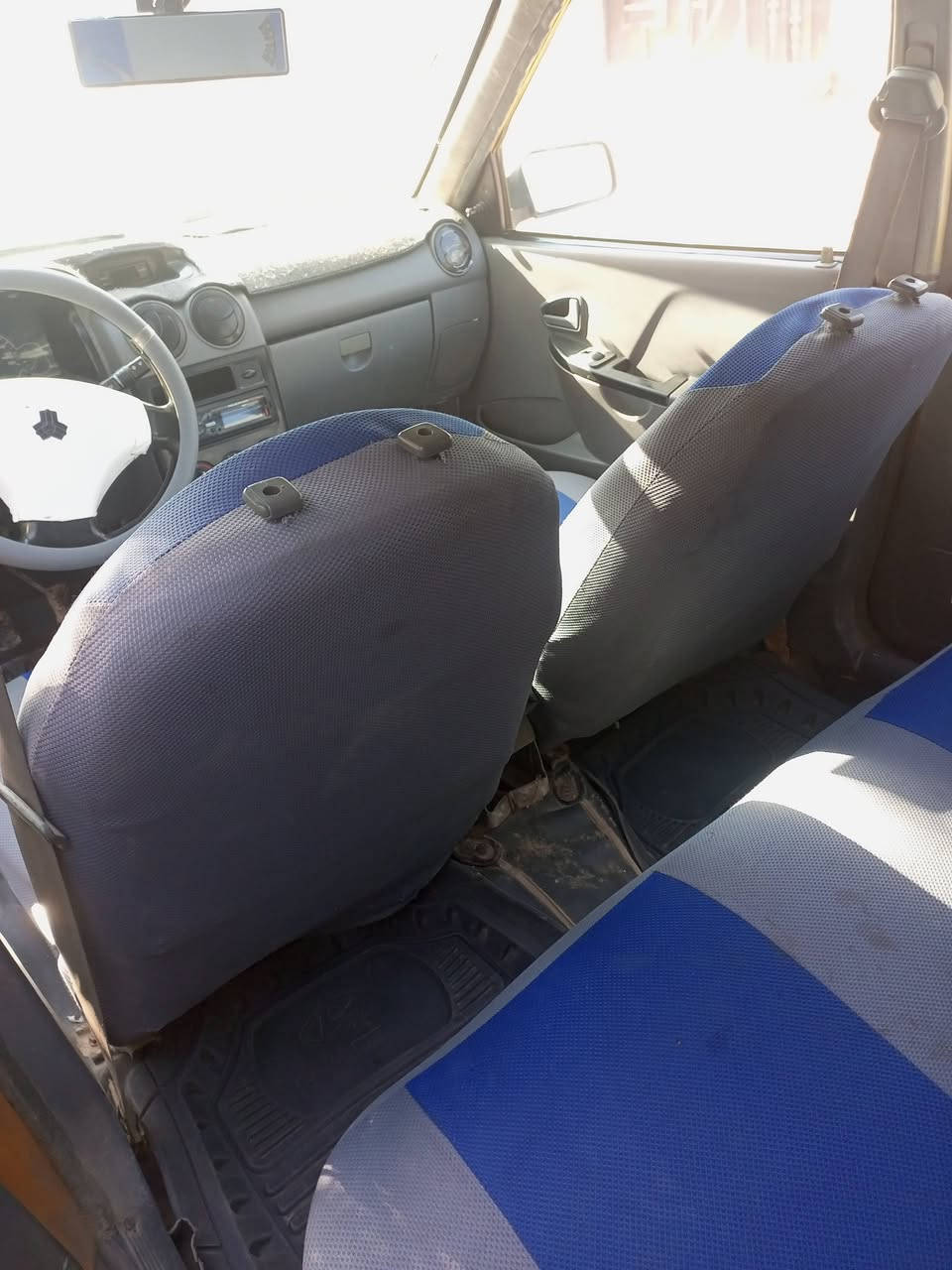 سايبا 12 للبيع جاهزه من كلشي كير ومحرك مكفولات كهربائيات كلها شغاله مصفره غرامات وهيئه السعر 25 وبيها مجال قليل *********** الرقم بي واتساب
