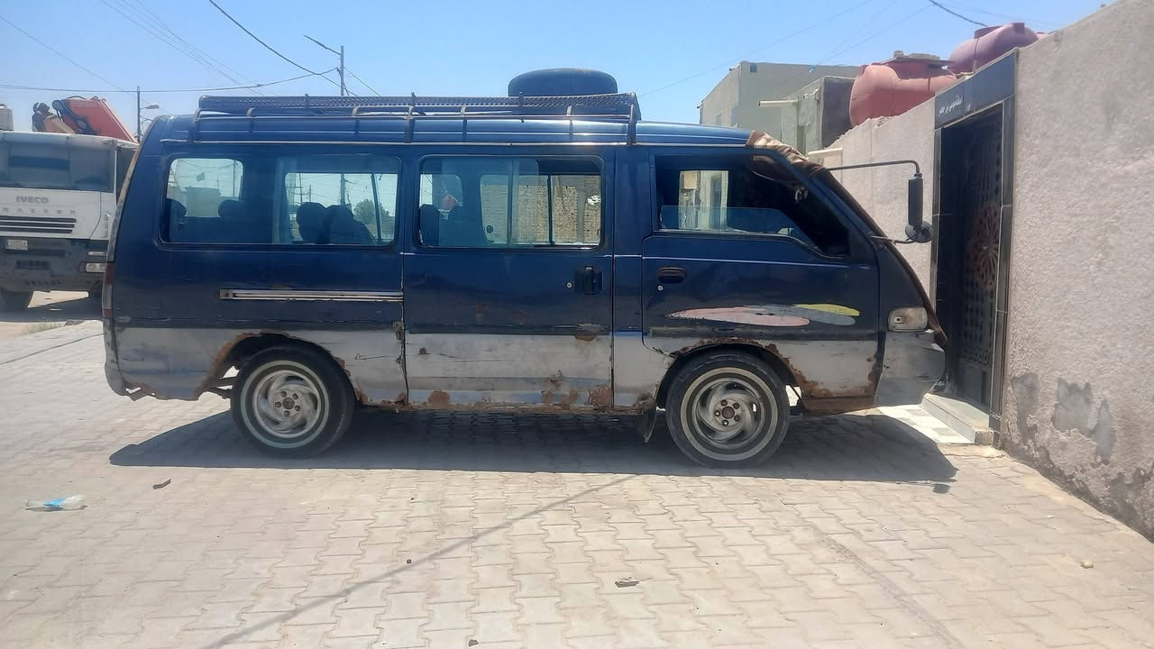 يالله هونداي موديل رابعه وتسعين  سياره كفاله عامه  مداور ثاني يوم  سعر 25 وبيها مجال الشراي سياره جهازه مكانه سماوه رقم مثنى المعرفه تفاصيل سياره تصال برقم ***********
