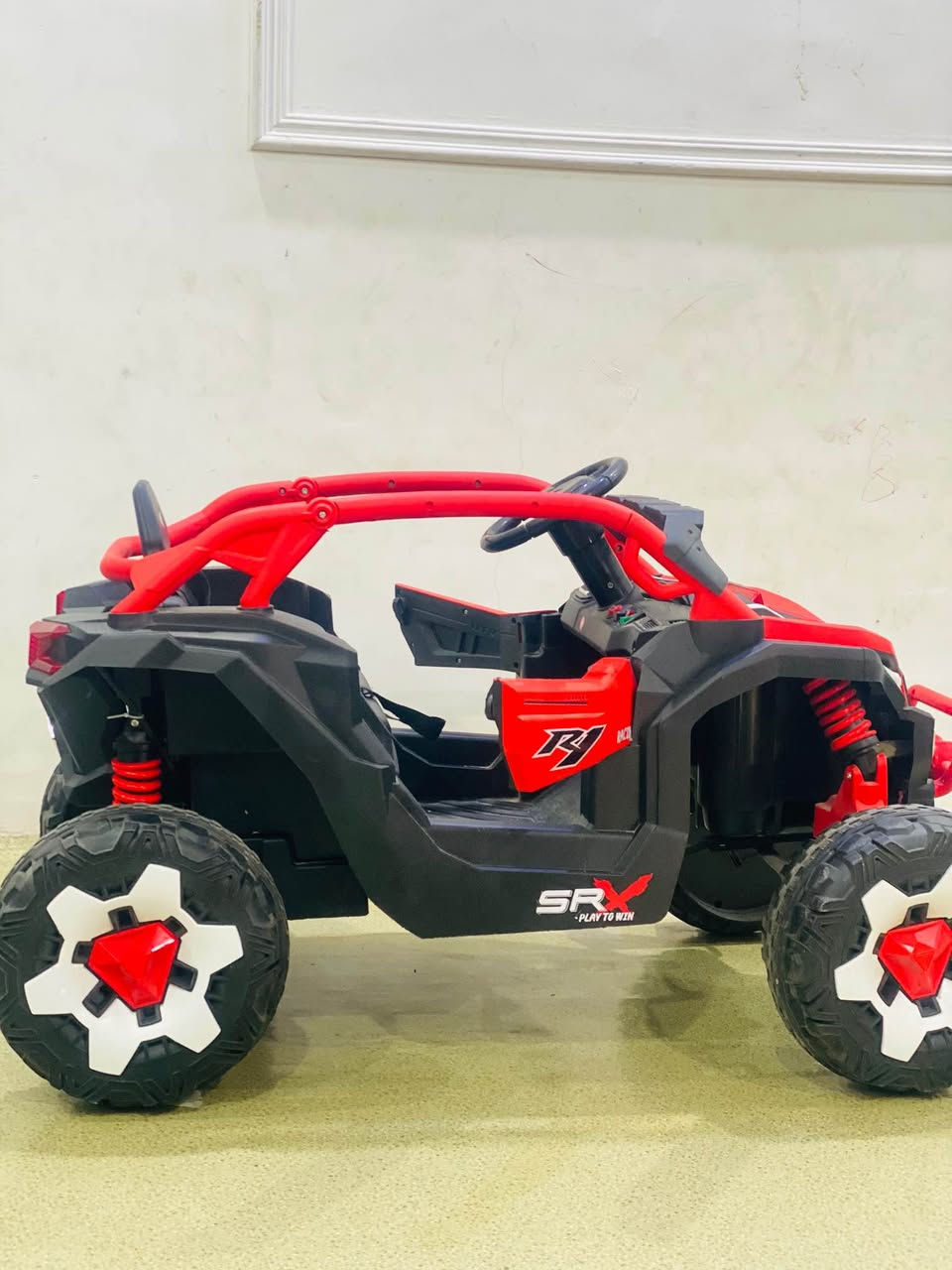 سلام عليكم سيارة اطفال جبلي نوعيه القوية مو العاديه اربع دبلات كاملة مابيها نقص ريمونت تحكم دوسه بانزين شاحنه هورن لايت كلشي كاملة   سعرها 130وبيها مجال قليل

*********** البصرة, العراق
