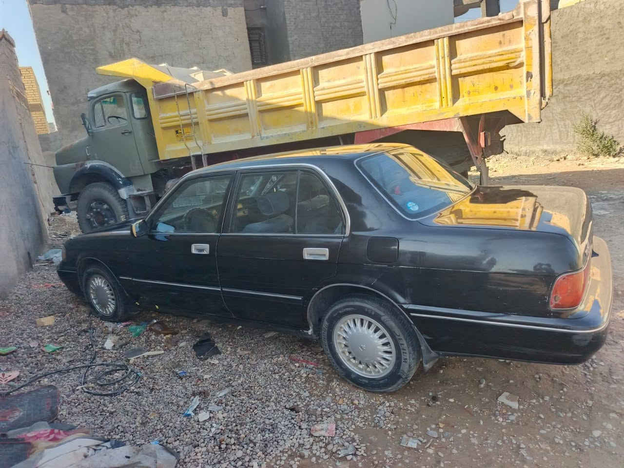 سياره امبار السعر 55 وبيها مجال***********
