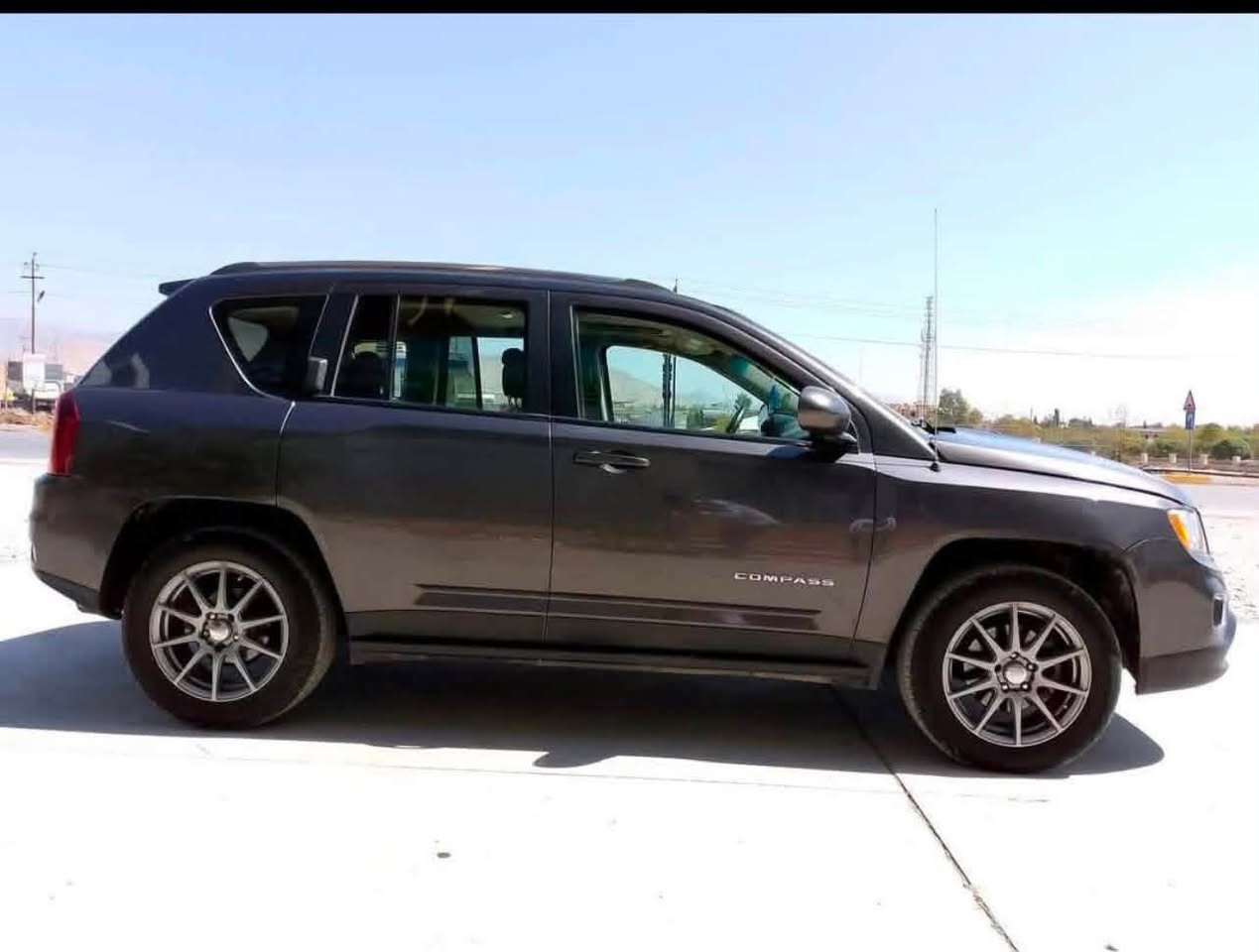 Jeep compass 2017
بۆفرۆشتن

سەنەوی تازەیە بەناو خۆمانە تا2029مانگی پێنج نوێیە

فول فول مەکینە24دەبڵ ئەکسل

یەکپارچەی بۆیاخە بێناو گرتن

شوێن\حاجیاوا

ژ.م/^***********
