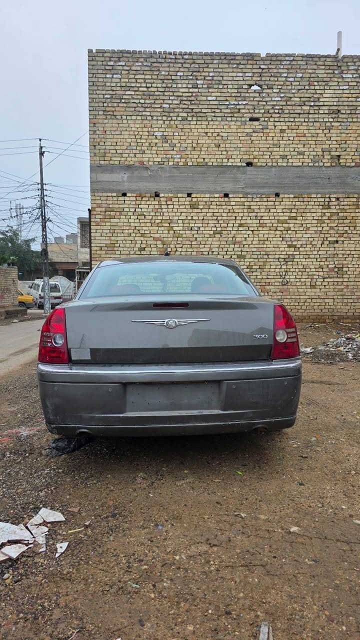 أوباما 8 رقم اربيل بسمي تحويل أو وكاله بيه قطعتين صبغ وقطعتين جراد كير مكين اكسل حداديه اماميه وخلفية تخم تاير صار سبوع من شاده مكينه. 5%3السعر 108وبيه مجال  مكان بغداد ***********.  ***********
