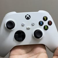 Xbox Series S Xbox series s اكس بوكس نضافه فول وياه يدتين ( وحده اصلية...