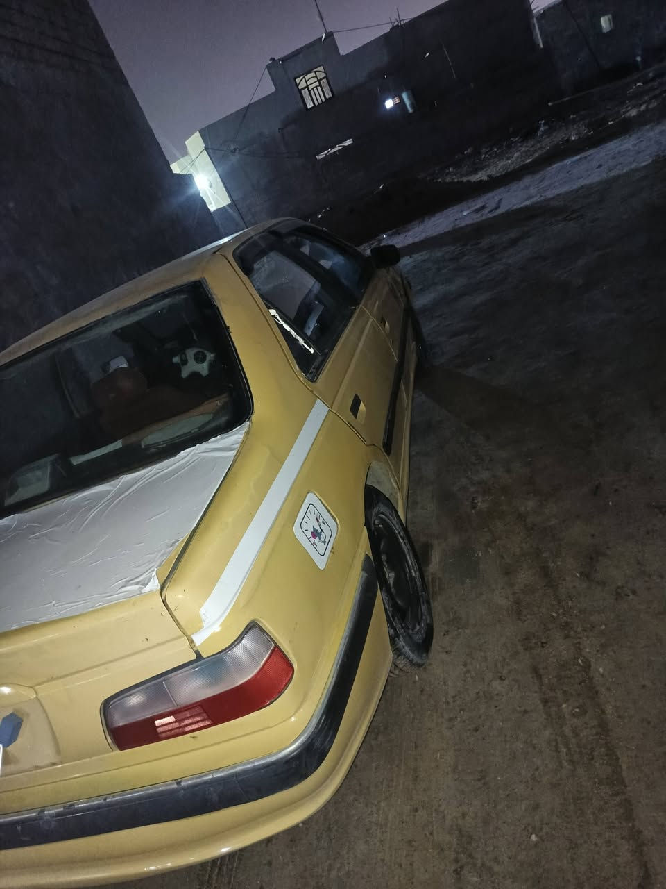 السلام عليكم بيجو بارص 2012 السعر 27 ***********
