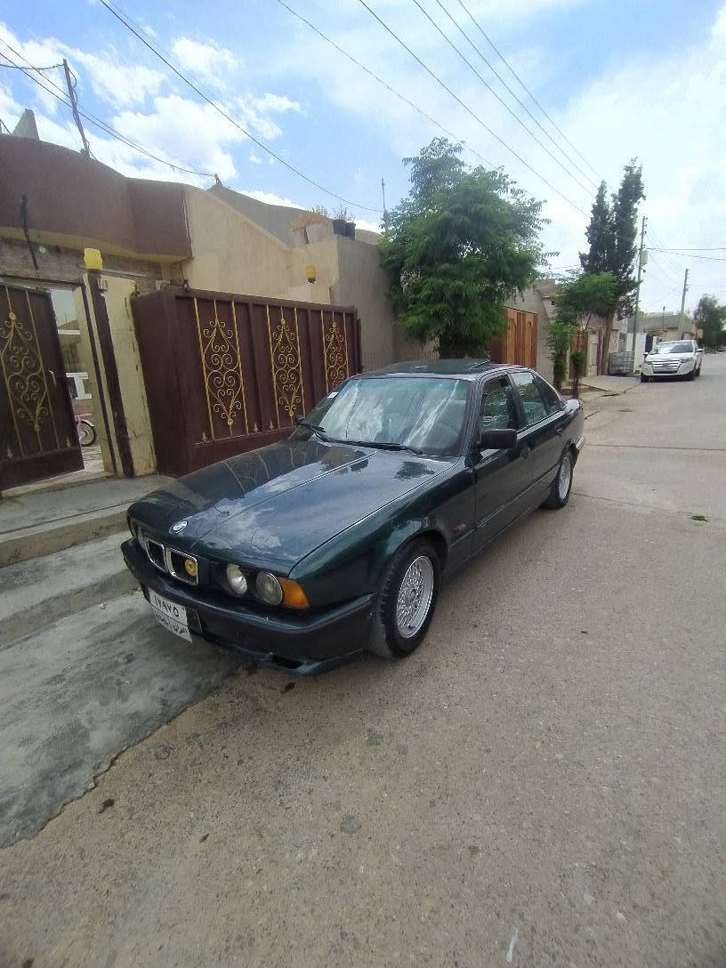 بیئیم ٥۲۰مۆدیل۹۲  مەکینە ی زۆرپاکە هەلم شی نیە بێ دەعم عام بۆیاخ بۆ جوانی ڕە قە م سلیمانی سە نە وی لە ۲۰۲۰ بە سەر چوە تابلێی جوانە  ۱۱ گە لا خە رامە ی لە سە رە *********** Dorotea, AC
