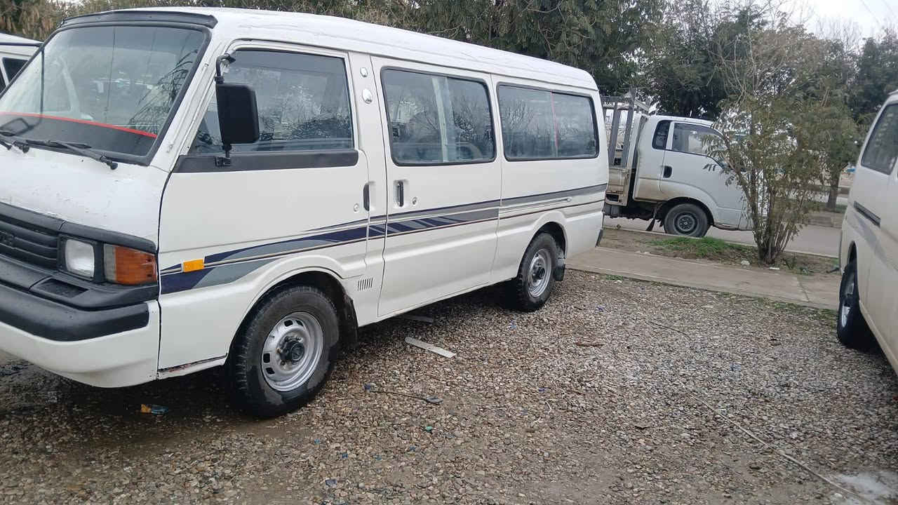 مازده موديل ١٩٩٤ البيع رقم بغداد بيه وكاله ماندل صاحب سعر ٥٠ ورقه بيه مجال قليل مكان كلار ***********
