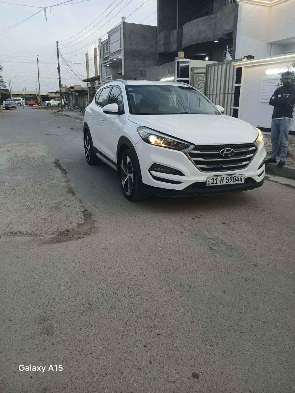 سلام عليكم توسان موديل 2017 أمريكي ليبل واحد  كير محرك تبريد صدر امامي خلفي تخم تاير كله مكفول سياره فول ما عدا الفتحة.   بصمة شاشة تحكمات ستيرن كشناتا تدفئة لاذارات حساسات أمامية خلفي  كامرة امامية  كامرة خلفية سبورت حساسات بل جاملغات  سياره جاهزه من كلشي  بيهة بس بنيد وكاله مبدل  بس بنيد بدون دواخل سيارة احلة من صور رقم بغداد دولي انكليزي سنويه ٢٩تحويل بسمي تحويل مباشر سياره احله من صور سعر 138 مكاني بغداد اليوسفيه سونار بل نشر
***********
***********
