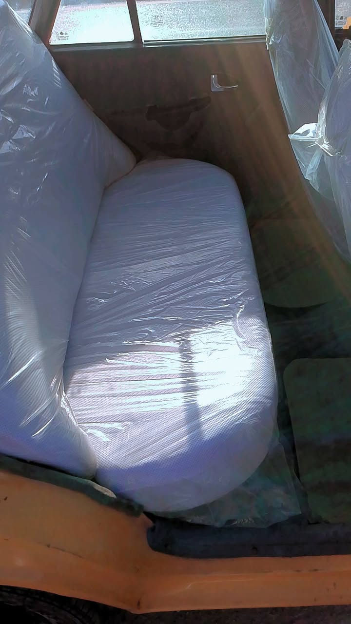 السلام عليكم سايبة موديل 2012سيارة 
حدادية صدر امامي خلفي تخم تاير كلة جديد دوشمة جديدة مصفرة هيئة وغرامات رقم نكليزي هزة جديدة سنوية لل28 تحويل ثاني يوم سيارة  مكينة كير خير من الله سعر 24 بيها مجال مكاني دورة الاستفسار ***********
