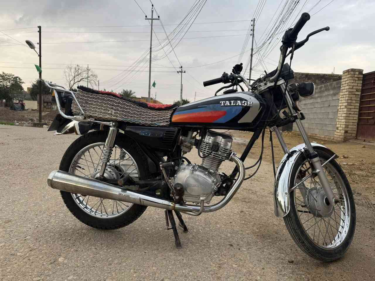 دراجه تلاش إيراني للبيع بدون جاهزه وجديده للاستفسار الاتصال بالرقم ***********
