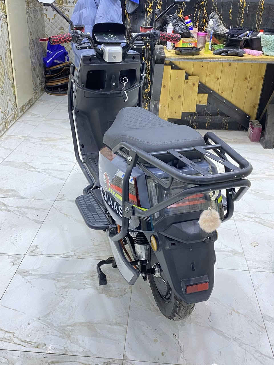 دراجة شحن الماسه دبدوب  مستخدمه فقط ثلاث اشهر بعدها جديده يعني السعر 600  مكاني القادسيه الثانيه 
للتواصل خاص او على ***********
