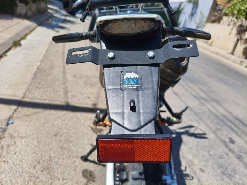 سڵاوتان لێبێ.
Crx 2025  300cc
خۆم پار بە سفری دەرم کردووە
تاقم لەزگەی کاملی لەگەڵایە بۆ جوانی لێمکردۆتەوە. هەرکەس ویستی بیبات.
مەکینەی 300 ی حەقیقیە. زۆر بەقوەتە لەقوەتی خۆر بێزارە.
زۆر جوان و پاک ماوەتەوە بێ مەسرەفە سلف لێدە و لێخوڕە.
*ڕۆنی لیکوی مۆڵی تێکراوە تایبەت بە ماتۆڕ تا 5 هەزاری تریش کێشەی نییە لەسەری بڕۆی.
 *خزمەتی چاک کراوە عەزێتی نەیراوە فەسڵەو شتیشی پێنەکراوە. مەکینەی سفرە و ئیسپانەی بەرنەکەوتووە. بەشەرتی نەکرانەوەو دوکەڵ و دار و بەرد.
*ئاوێنەی تایبەت بە قەفازی لەسەرە نالەرزێ وەک ئاوێنەکانی تر..
*درعی دەسی دەرەجەیەکی لەسەرە ڕونگی کاربۆن فایبەرە.
*ساڵانسای سپۆرتی لەسەرە سەوتی زۆر خۆشە سێ دەرەجە سەوتی دەسکاری ئەکرێ .
ئەشکرێ بە کاتم.
سعری 9 گەڵا و معامەلەیەکی برایانە
*شوێنم سلێمانییە .
واستاپ و ڤایبەریشی لەسەرە
*********** السليمانية, العراق

