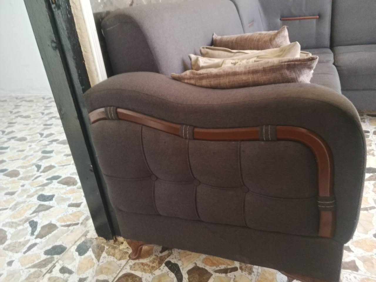 تخم للبيع 350 تفصال مو سوكي بدون اضرار استعمال قليل


**إذا كنت صاحب هذا الإعلان وتريد حذفه لأي سبب، رجاءا أرسل رسالة إلى الدعم الفني**