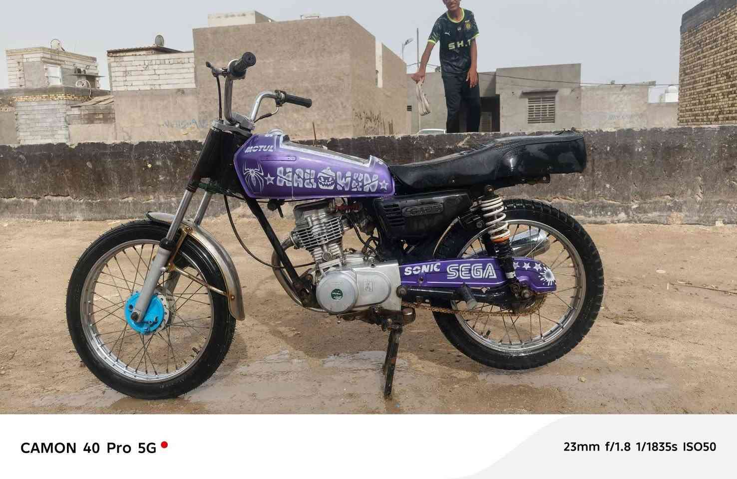 السلام عليكم دراجه اربعه كير  للبيع محرك شلامجه السعر 275 وبيهه مجال التواصل على الرقم ***********
