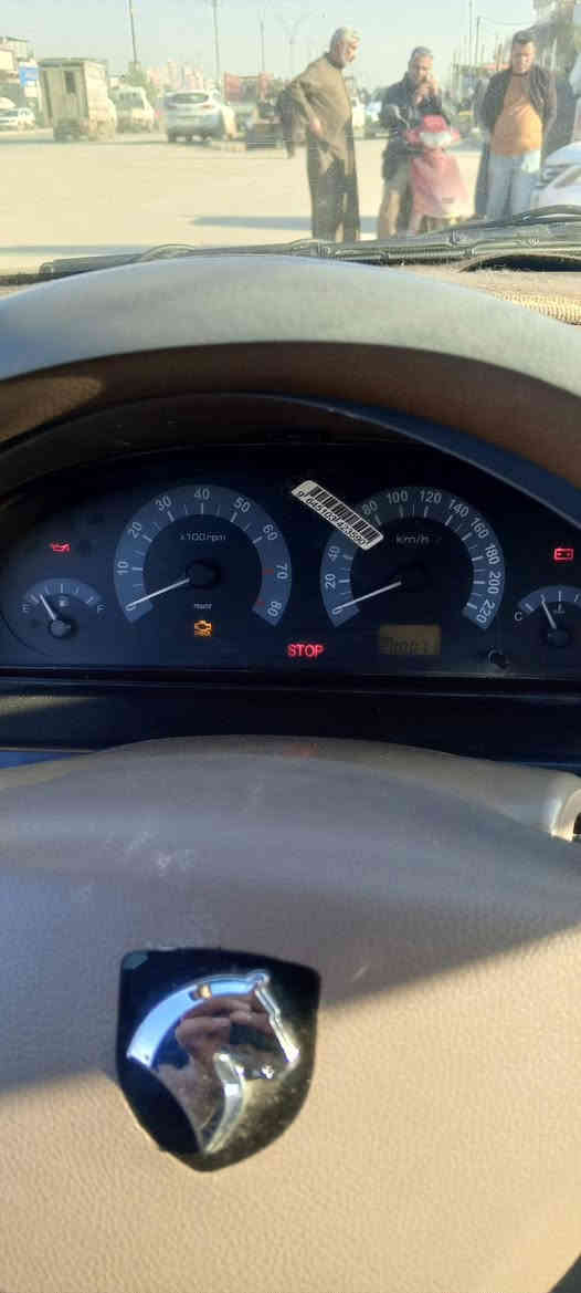 سمند موديل 13 رقم بغداد انكليزي مصفره من كلشي كير مكينه تبريد تدفئه كله شغاله وتيارات وباتري ومشط استيرن كله جديد سويته 30 تنتهي  بيه نقص بس الدرايم شفت جهت السايق وبلبرين فقط كله شغاله وخير من الله سعر 37  وبيه مجال خاص  مفتوح أو اتصل *********** مكان بابل المركز
