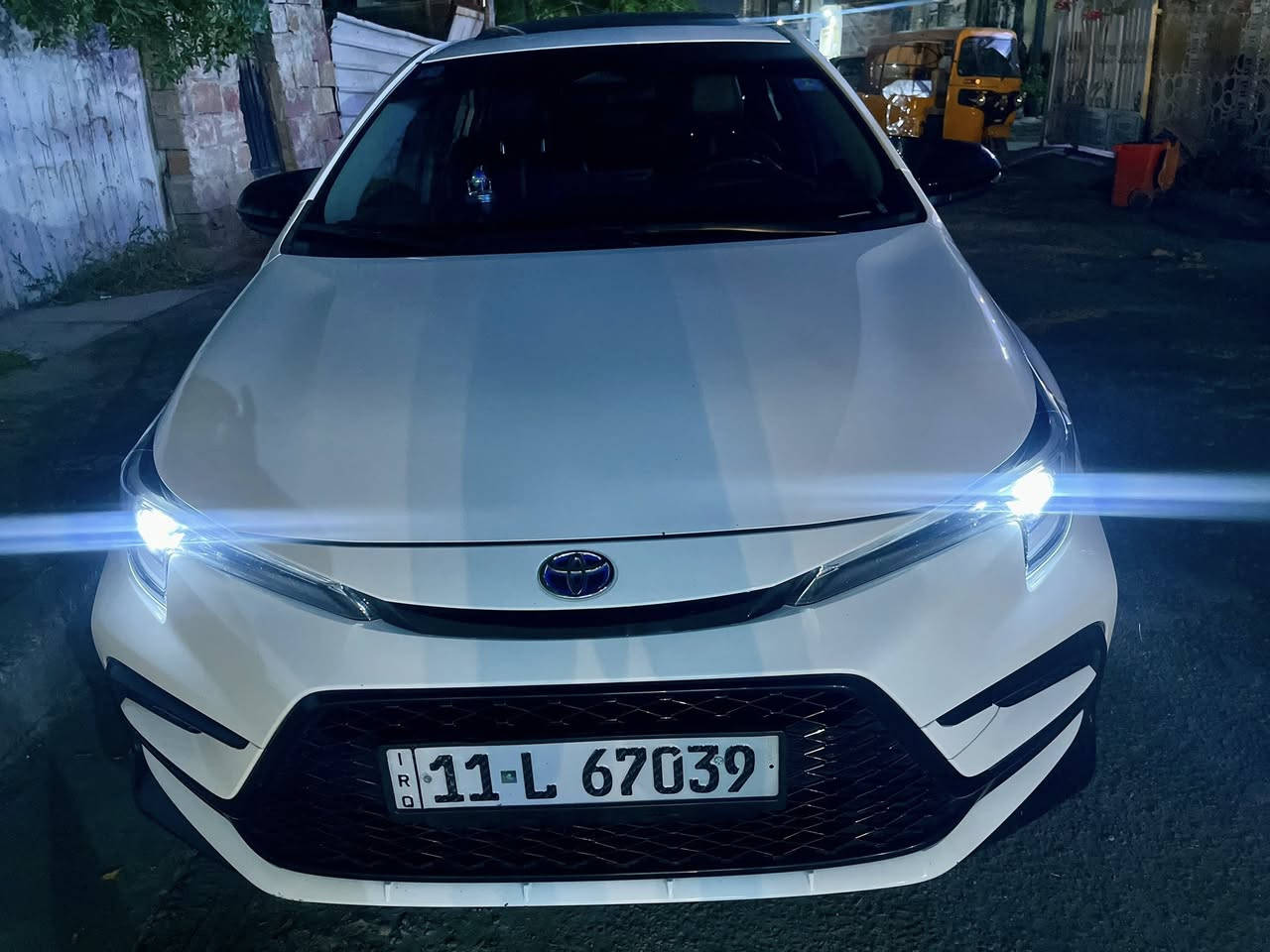السلام عليكم كورلا هايبرد S 2023 فول مواصفات مكفولة ماشية50 بيهة بارد رصعه زغيرة جدا 139 بيها مجال بسيط  ***********
