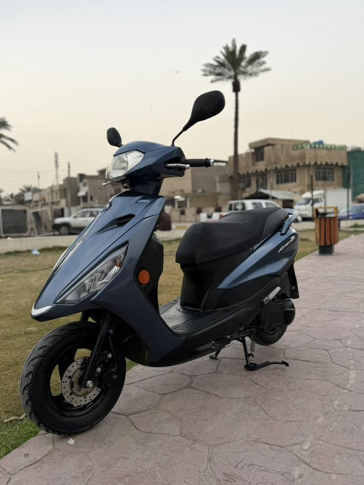 السلام عليكم 🙋 (دراجة اكزز،حديث)🔥جوهره💎

___________________________
للبيع (ياماها. اكزز.Z .حديث)  ياباني
--------------------------------------
         (جوهره💎مميزه+مختلفة)🛵🔥
___________________________
                               YAMAHA AXiZ.(Z) (XC125)       
*(الدراجه رنبة.ماشيه(: 4,000:)يعني  زيروا.ماشيه كلش قليل 
(حجم المكينه /125)💣
(سرعه 140)✈️
(شلعه.ومعدل)
 ~~~~~2
نظام الاستهلاك الوقود ايكوECO (يعني.تنسه.البانزين)
 
(استان.جانبي. كهربائي)
____________________
نضافه كشر ومكينه 100‎%‎
الدراجه مفوله
   لعابه  وبلخير علياخذها( والوحيده شرط في العراق )
مميزه كنظافه 
الدراجه كامله حته من البانزين والدهن يعني متعب نفسك
--------  
 وتعرفون شكد اسعارهن الحديث  اذا هيج نضافه ومتلكون هلنضافه  نهائيان 
والسعر🔥🔥:(12$)وبيها مجال للطيبن وبلخير علياخذها
📍(متواجد .شارع. فلسطين .ساحه. بيروت) 
___ 
لاستفسار (‭0771 118 1766‬)
--------
